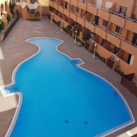 4040003 Apartment *